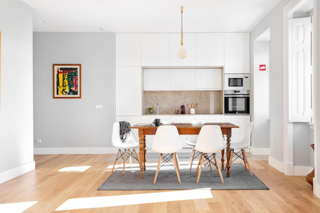 Joivy Marvelous 3-Bed Home With Astonishing View And Terrace, Nearby St George Castle Lissabon Buitenkant foto