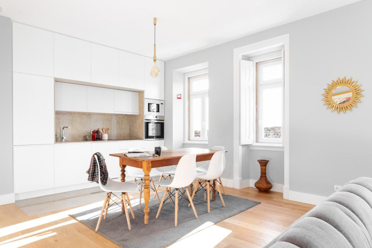 Joivy Marvelous 3-Bed Home With Astonishing View And Terrace, Nearby St George Castle Lissabon Buitenkant foto