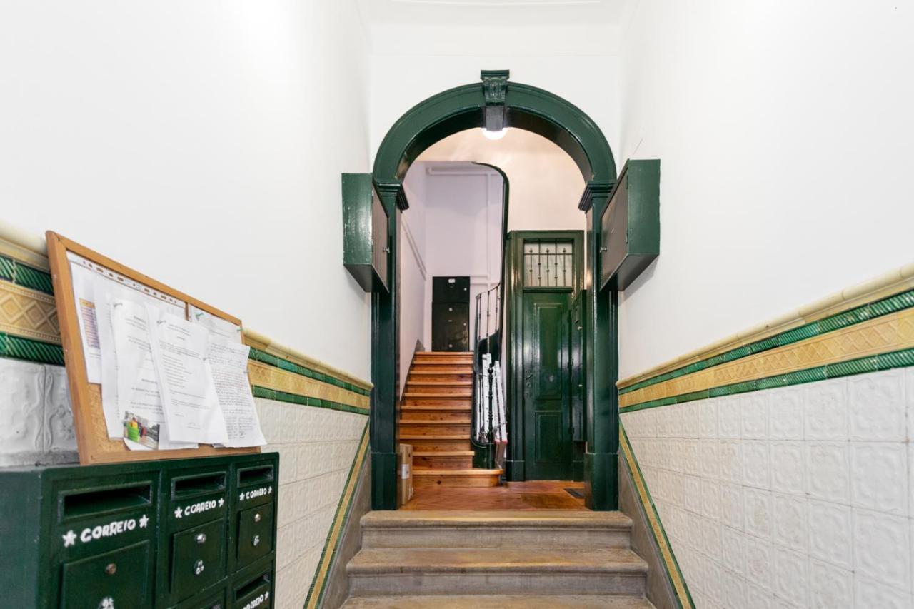 Joivy Marvelous 3-Bed Home With Astonishing View And Terrace, Nearby St George Castle Lissabon Buitenkant foto