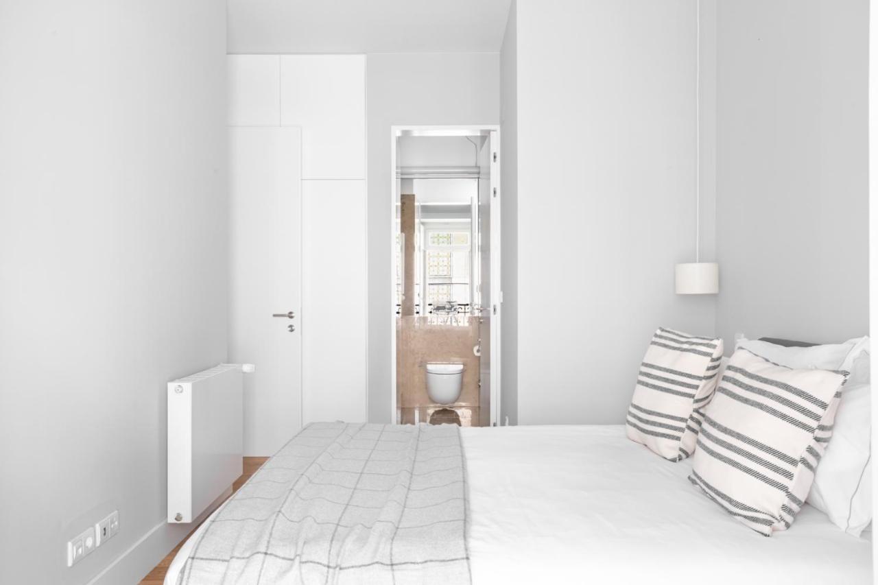 Joivy Marvelous 3-Bed Home With Astonishing View And Terrace, Nearby St George Castle Lissabon Buitenkant foto